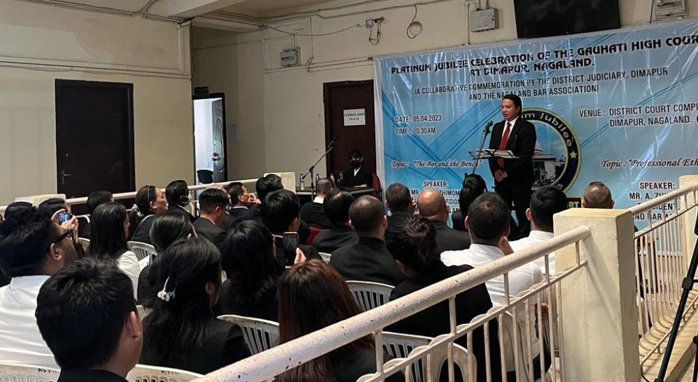 NBA President A Zhimomi addresses the legal fraternity in Dimapur on April 5. (Morung Photo)